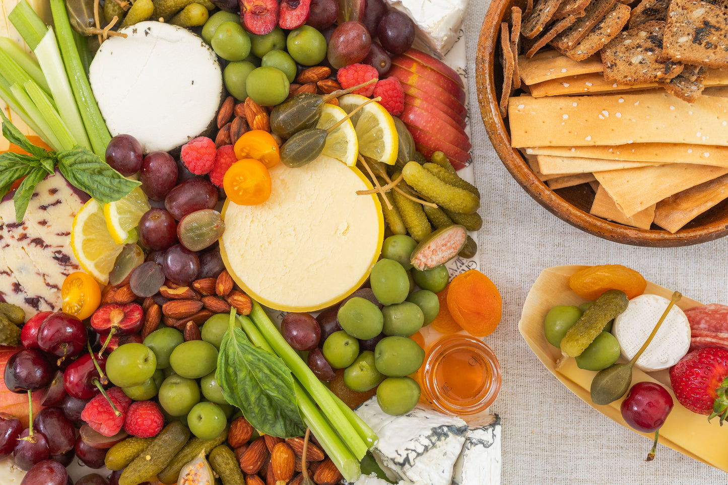 Signature Cheese Board — Serves 8–12 | Handcrafted, Seasonal & Crowd-Pleasing
