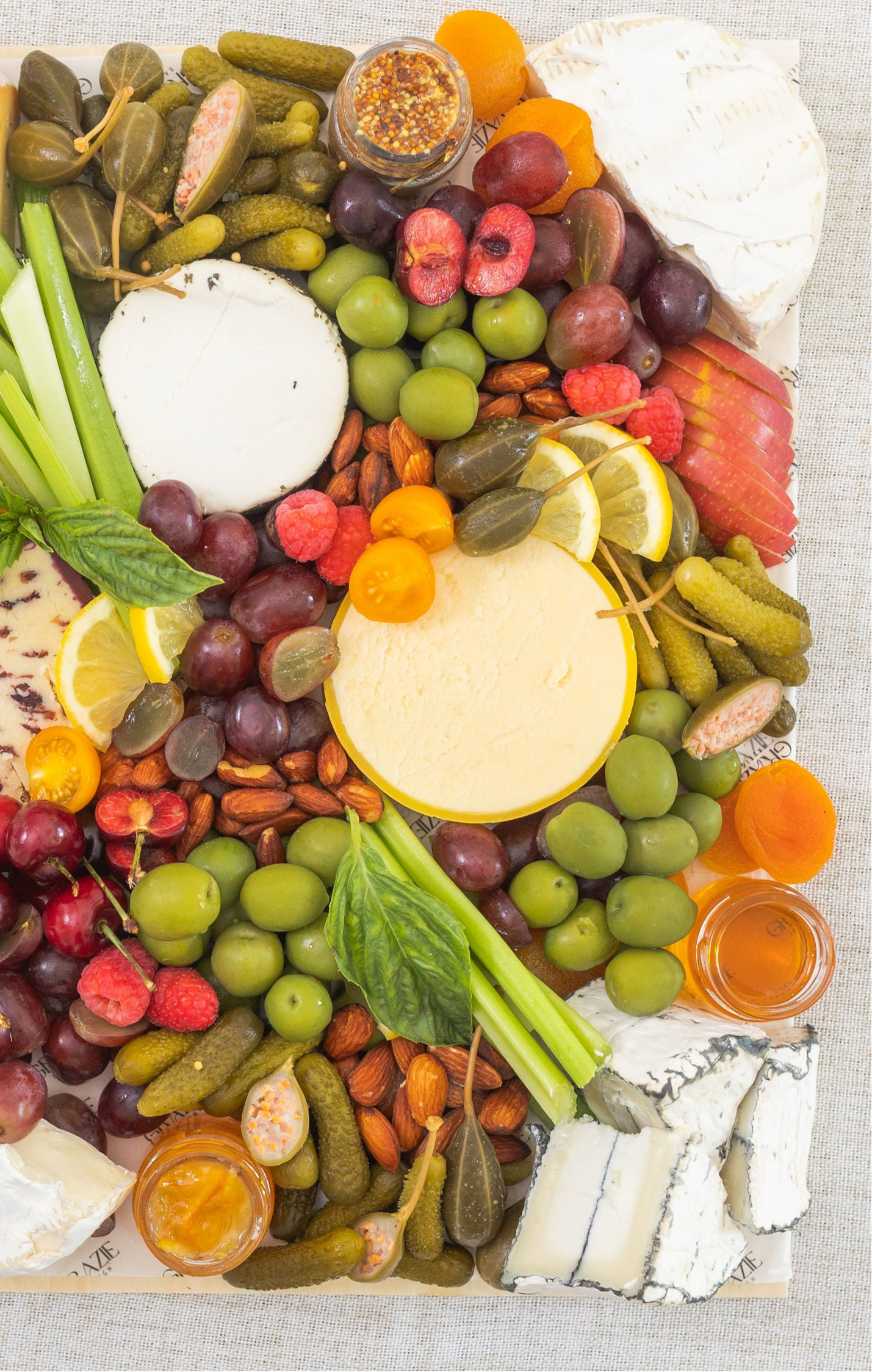 Signature Cheese Board — Serves 8–12 | Handcrafted, Seasonal & Crowd-Pleasing
